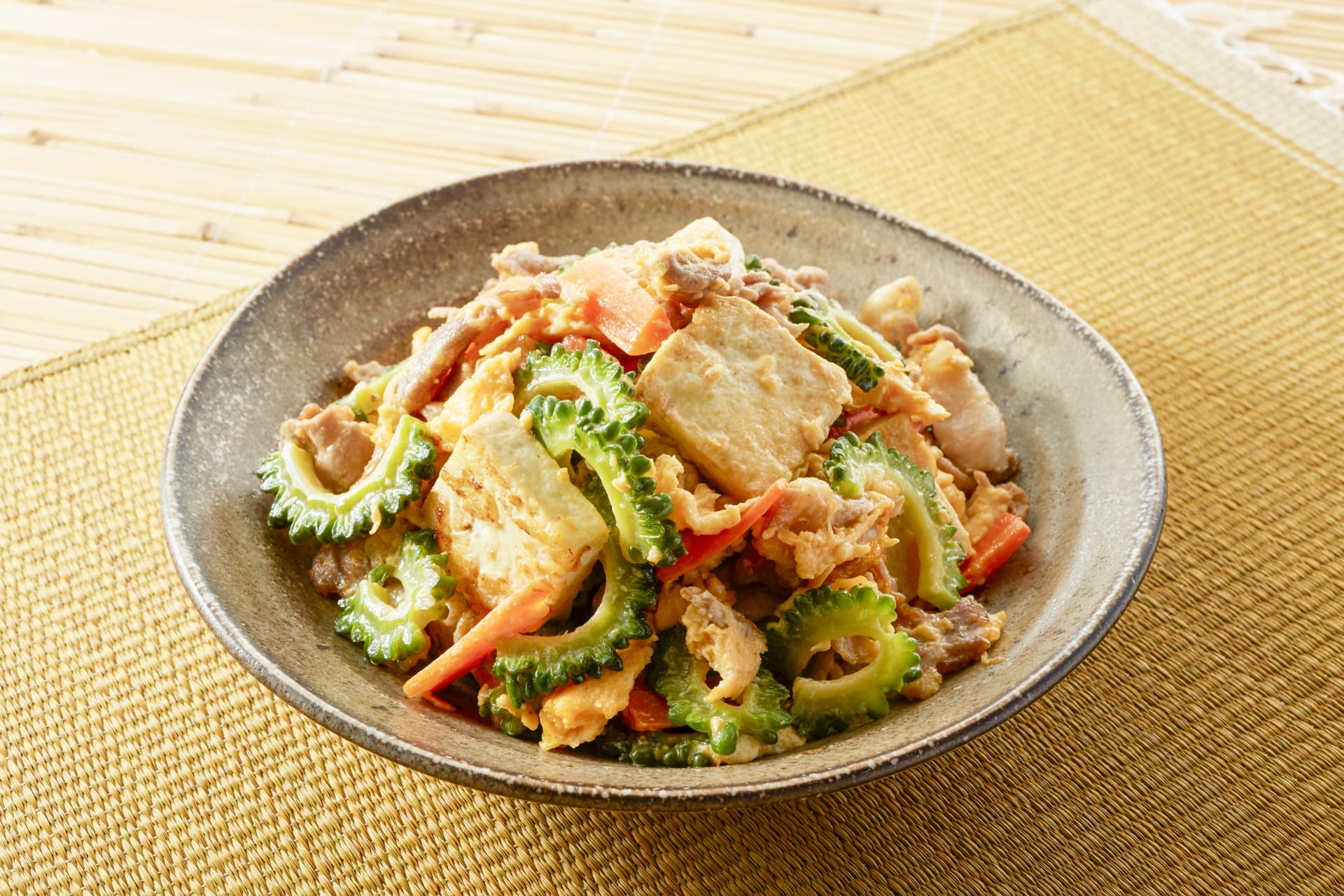 ゴーヤーチャンプルー(沖縄県)の写真